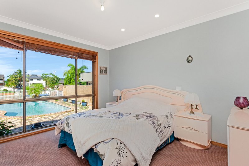 Photo - 12 Bombala Street, Broadbeach Waters QLD 4218 - Image 11