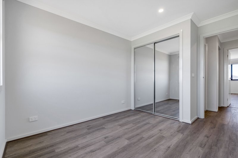 Photo - 12 Boomerang Road, Donnybrook VIC 3064 - Image 12