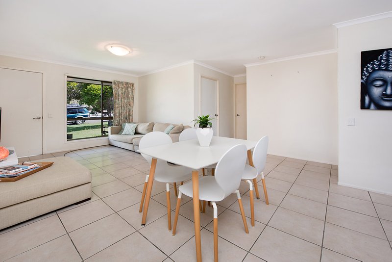 Photo - 1/2 Boongala Terrace, Maroochydore QLD 4558 - Image 4