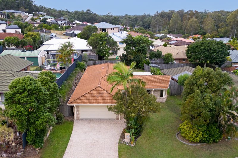 Photo - 12 Border Court, Arana Hills QLD 4054 - Image 16