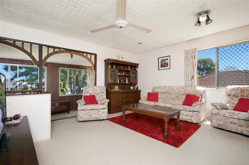 Photo - 12 Boscawen Street, Rochedale South QLD 4123 - Image 2