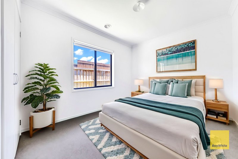 Photo - 12 Bossini Street, Truganina VIC 3029 - Image 7