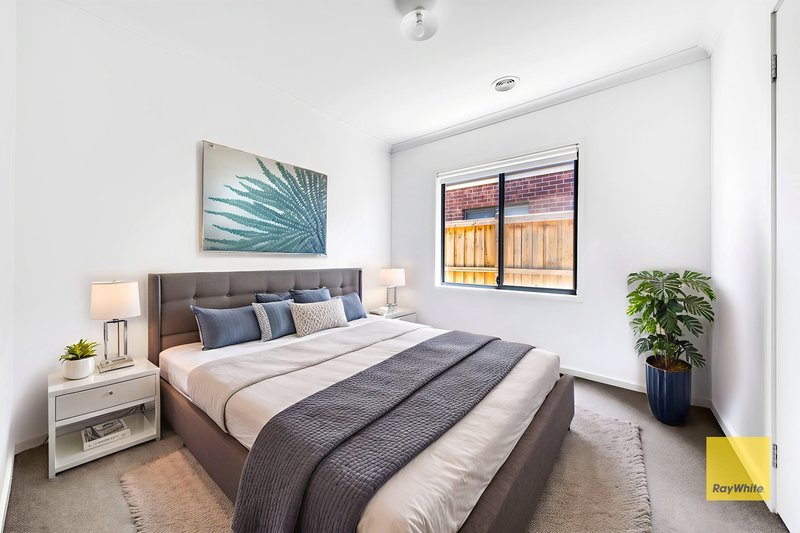 Photo - 12 Bossini Street, Truganina VIC 3029 - Image 15