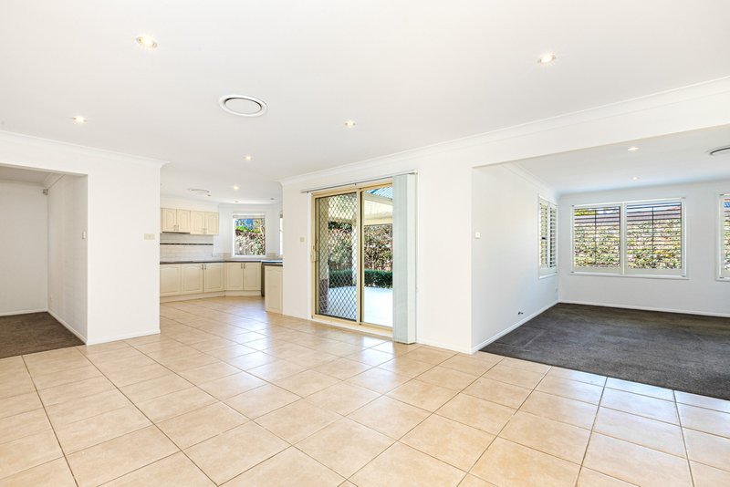 Photo - 12 Botanical Drive, Kellyville NSW 2155 - Image 3