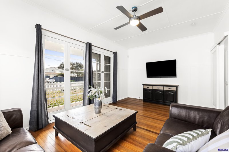 Photo - 1/2 Bothwell Street, Newtown QLD 4350 - Image 3