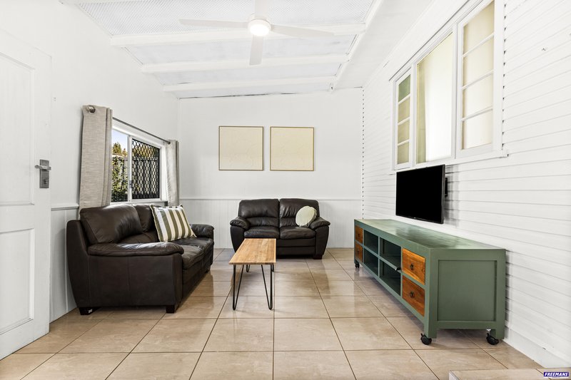 Photo - 1/2 Bothwell Street, Newtown QLD 4350 - Image 9