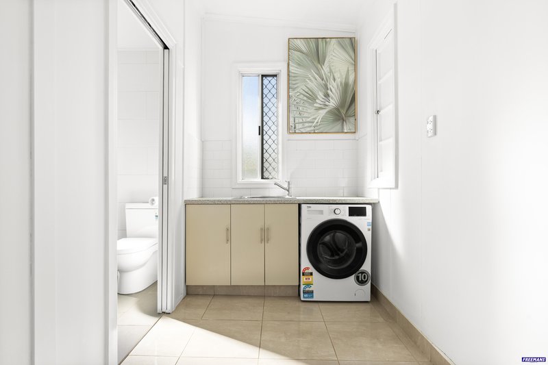 Photo - 1/2 Bothwell Street, Newtown QLD 4350 - Image 10