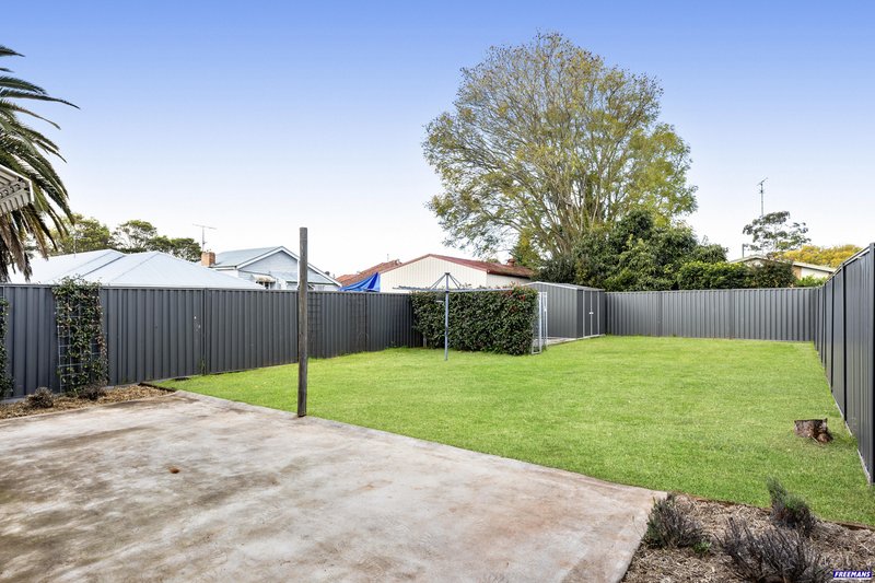 Photo - 1/2 Bothwell Street, Newtown QLD 4350 - Image 14