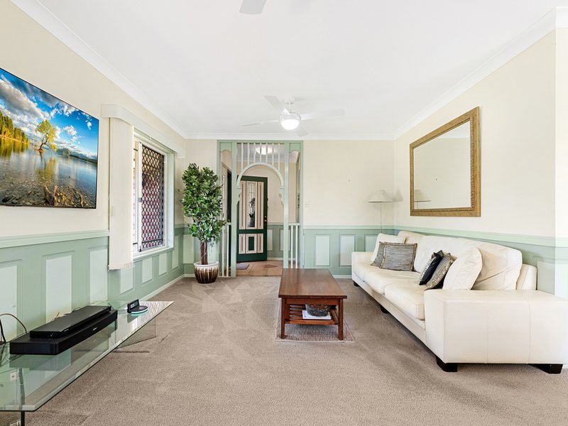 Photo - 12 Bowerbird Avenue, Eli Waters QLD 4655 - Image 5