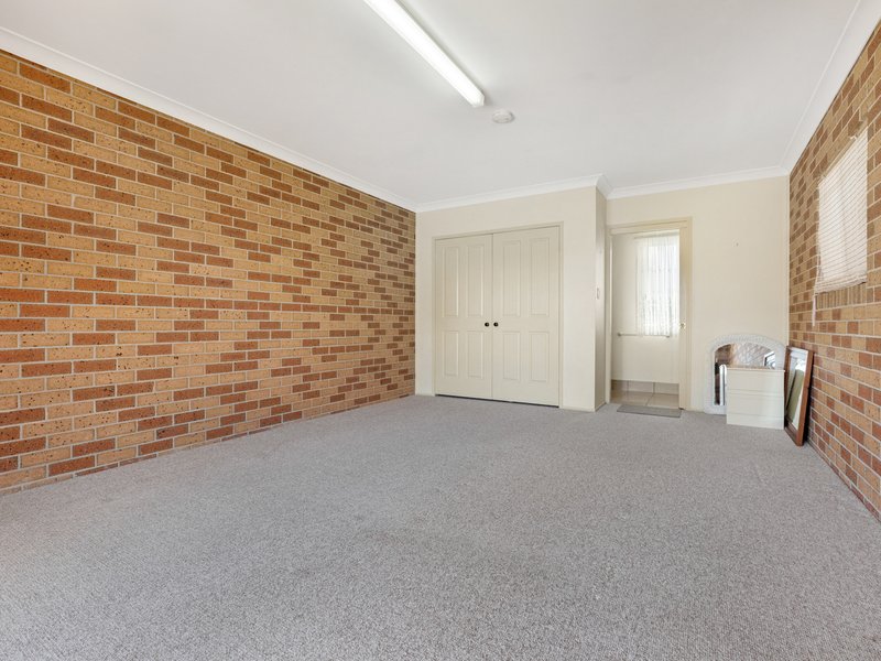 Photo - 12 Bowerbird Avenue, Eli Waters QLD 4655 - Image 16