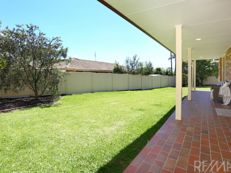 Photo - 12 Bowmore Crt , Merrimac QLD 4226 - Image 5