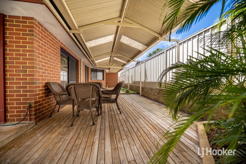 Photo - 12 Brazier Way, Lakelands WA 6180 - Image 17