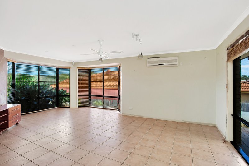 Photo - 12 Breakwater Road, Robina QLD 4226 - Image 8