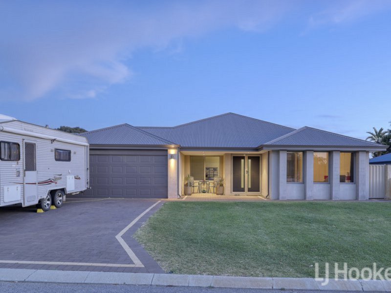 12 Bream Way, Yanchep WA 6035