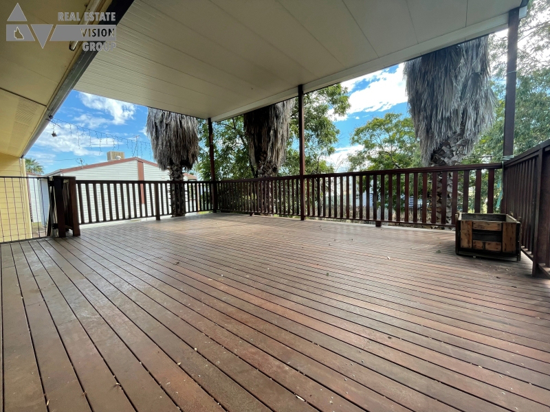12 BREDHAUER STREET, Blackwater QLD 4717 - Image 5