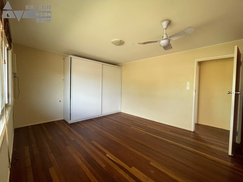 12 BREDHAUER STREET, Blackwater QLD 4717 - Image 8