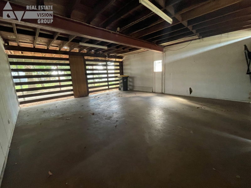 12 BREDHAUER STREET, Blackwater QLD 4717 - Image 9