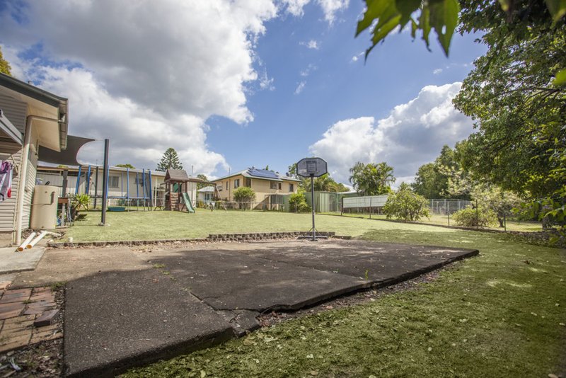 Photo - 12 Bridge Street, North Booval QLD 4304 - Image 13