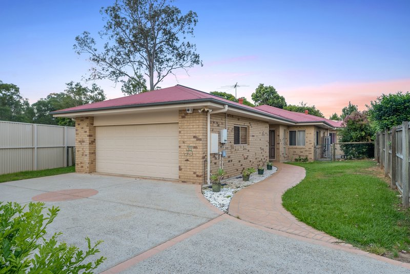 Photo - 12 Brigalow Court, Murrumba Downs QLD 4503 - Image 2