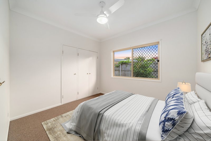 Photo - 12 Brigalow Court, Murrumba Downs QLD 4503 - Image 12