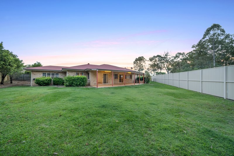 Photo - 12 Brigalow Court, Murrumba Downs QLD 4503 - Image 17