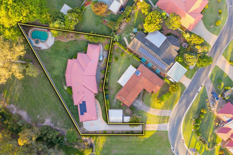 Photo - 12 Brigalow Court, Murrumba Downs QLD 4503 - Image 19