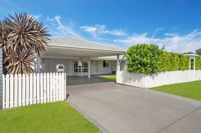 Photo - 12 Brimblecombe Street, Victoria Point QLD 4165 - Image 3