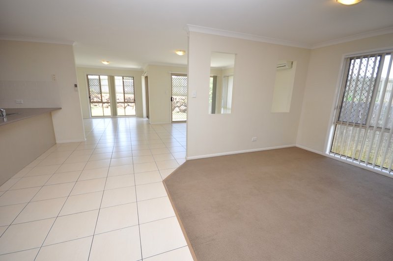 Photo - 12 Britannia Crt , Narangba QLD 4504 - Image 7