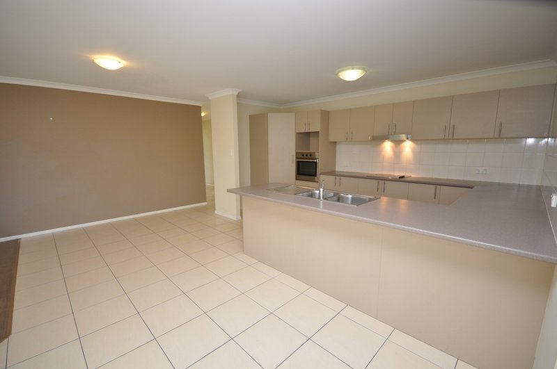 Photo - 12 Britannia Crt , Narangba QLD 4504 - Image 9