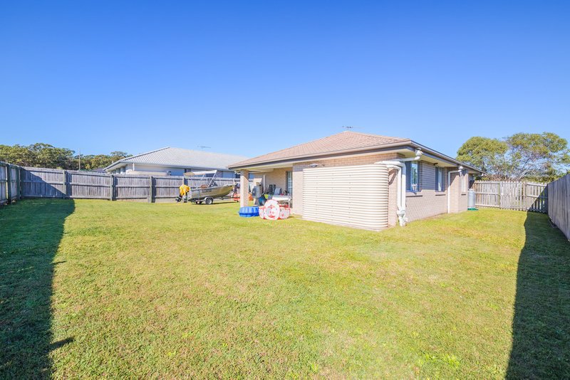 Photo - 12 Broadleaf Place, Ningi QLD 4511 - Image 14