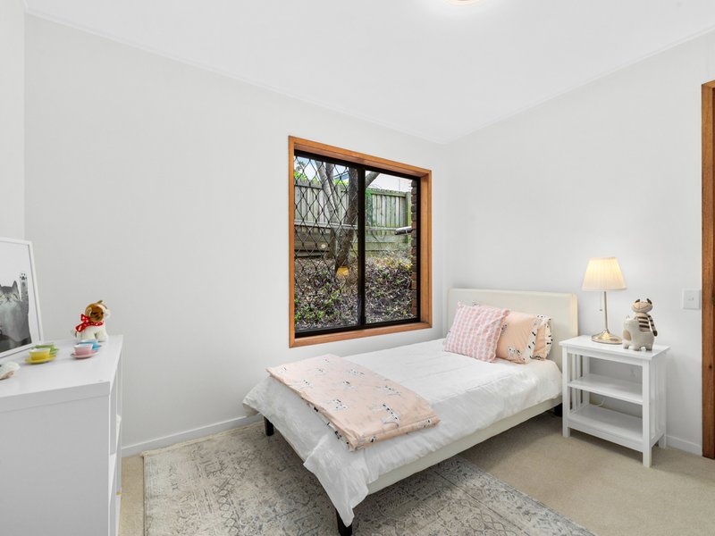 Photo - 12 Broadmoor Street, Kenmore Hills QLD 4069 - Image 14