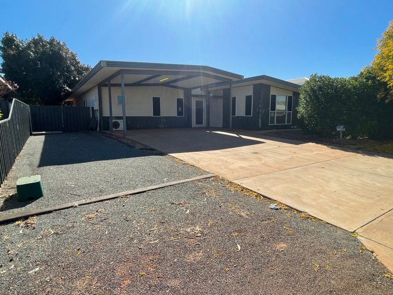 12 Brolga Meander, Nickol WA 6714