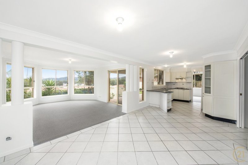 Photo - 12 Bronzewing Drive, Erina NSW 2250 - Image 3