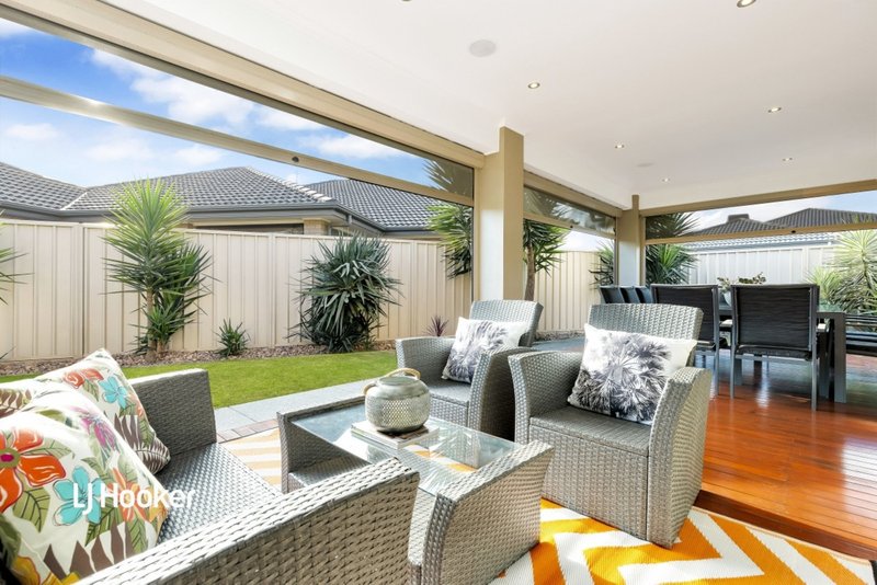 Photo - 12 Brooke Street, Parafield Gardens SA 5107 - Image 14