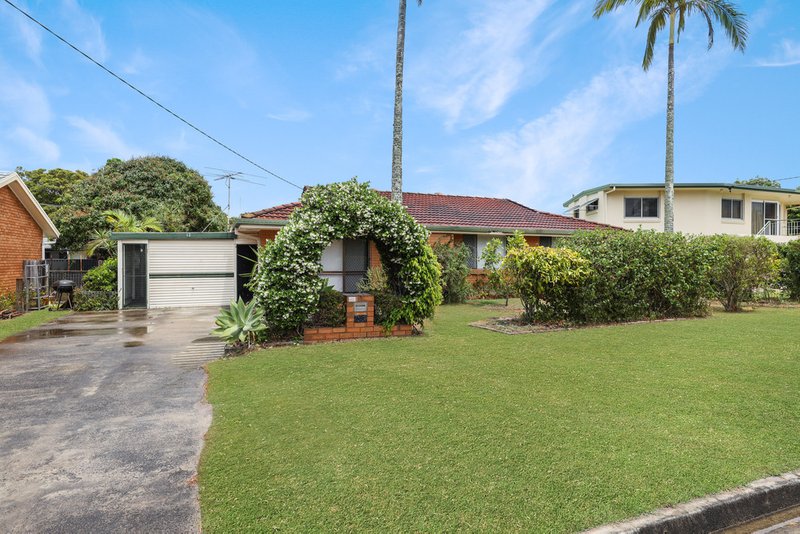 Photo - 12 Brookes Crescent, Woorim QLD 4507 - Image 2