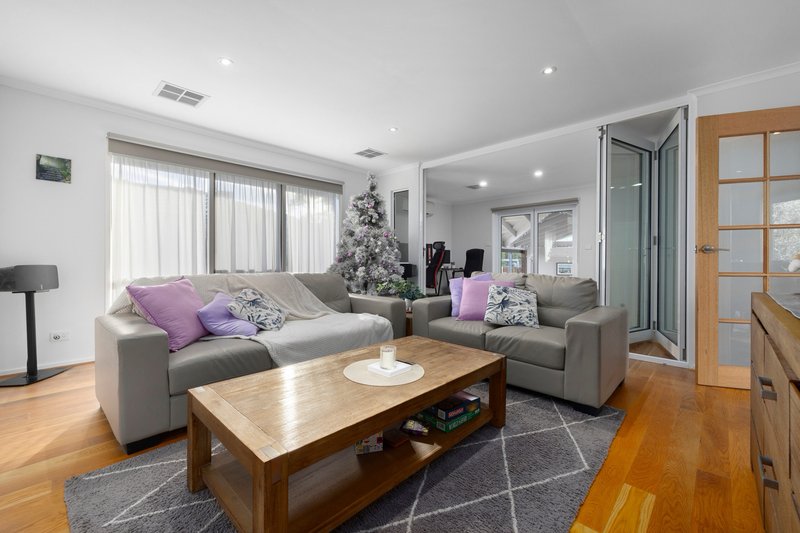 Photo - 12 Brookland Court, Mulgrave VIC 3170 - Image 6