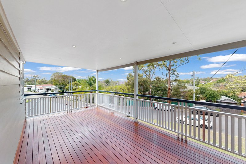 Photo - 12 Brown Parade, Ashgrove QLD 4060 - Image 14