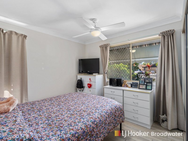 Photo - 1/2 Brown Street, Labrador QLD 4215 - Image 9