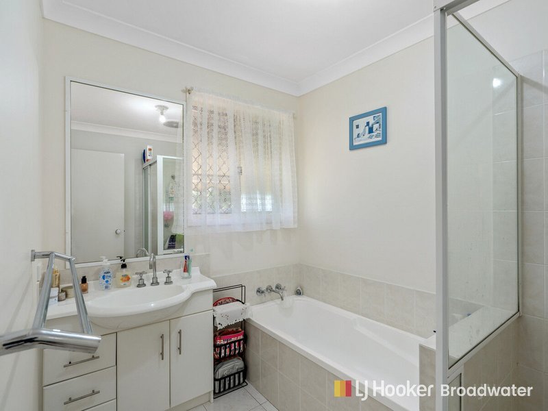 Photo - 1/2 Brown Street, Labrador QLD 4215 - Image 11