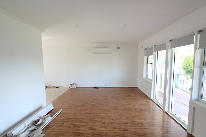 Photo - 12 Browning Avenue, Campbelltown NSW 2560 - Image 3