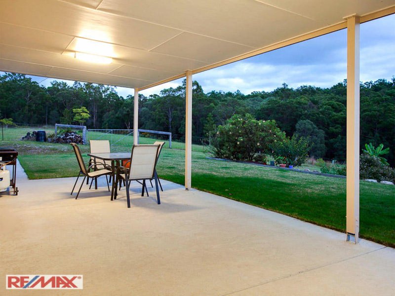 Photo - 12 Brownlow Court, Cashmere QLD 4500 - Image 7