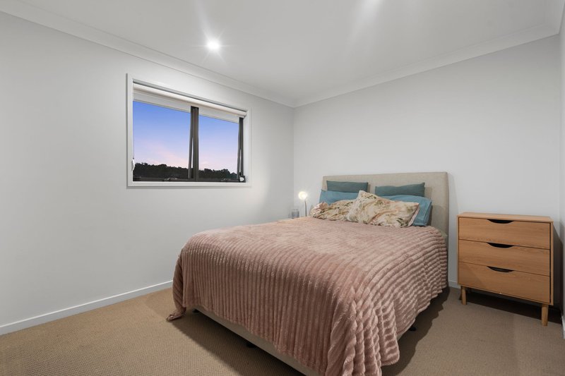 Photo - 12 Brushbox Street, Bahrs Scrub QLD 4207 - Image 13