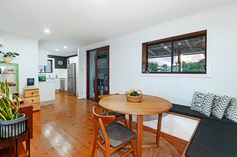 Photo - 12 Buccleugh Street, Moffat Beach QLD 4551 - Image 11