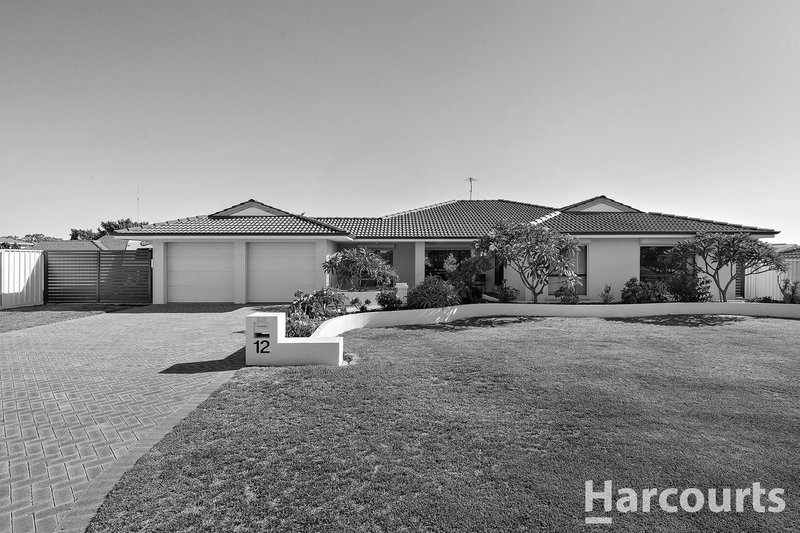 12 Bucentaur Place, Halls Head WA 6210