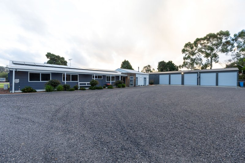 Photo - 12 Bundarra Drive, Squeaking Point TAS 7307 - Image 3