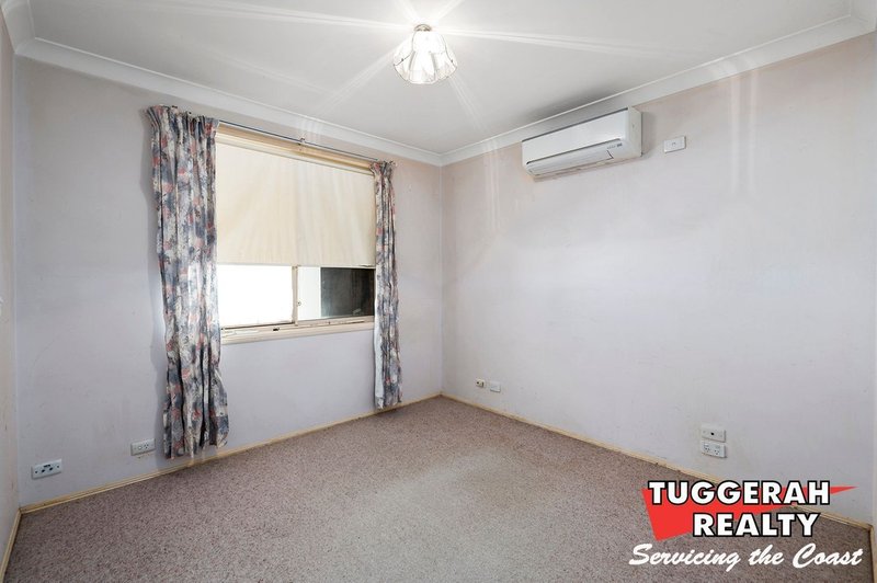 Photo - 12 Burbank Drive, Tuggerah NSW 2259 - Image 9