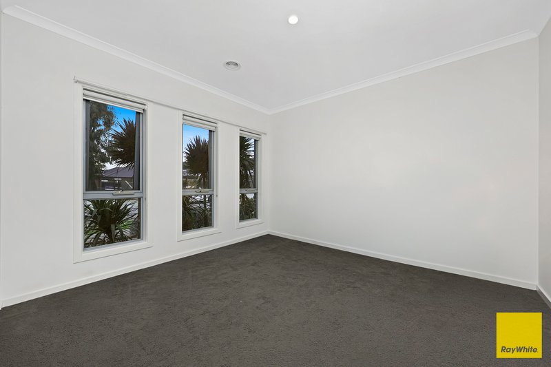Photo - 12 Burgess Street, Mernda VIC 3754 - Image 10