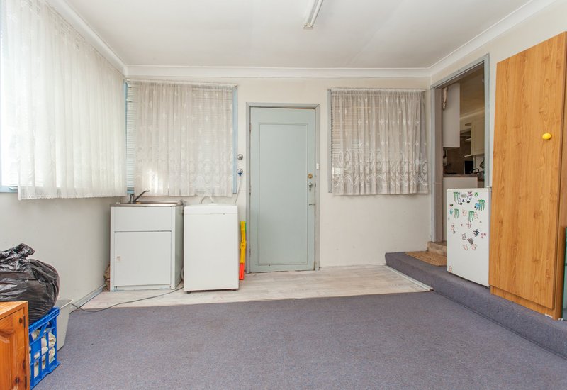 Photo - 12 Burns Street, Kurri Kurri NSW 2327 - Image 7