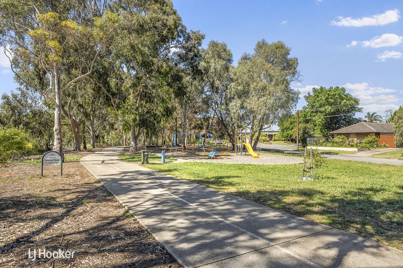 Photo - 12 Cabarita Avenue, Campbelltown SA 5074 - Image 16