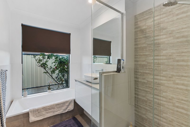 Photo - 12 Cactus Link, Clarkson WA 6030 - Image 14